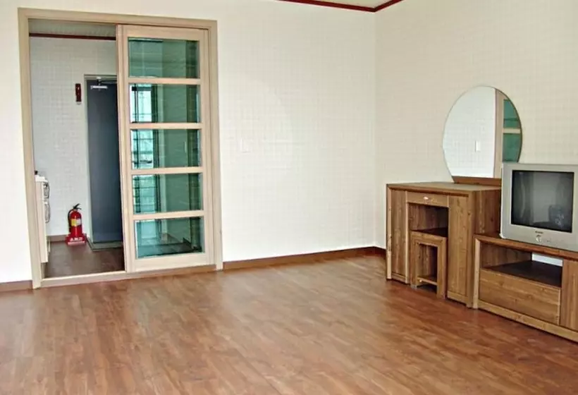 Hakahmpo Haneul Pension