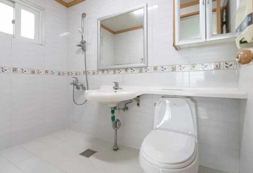 Yeongdeok Blue Ocean Tourist Pension