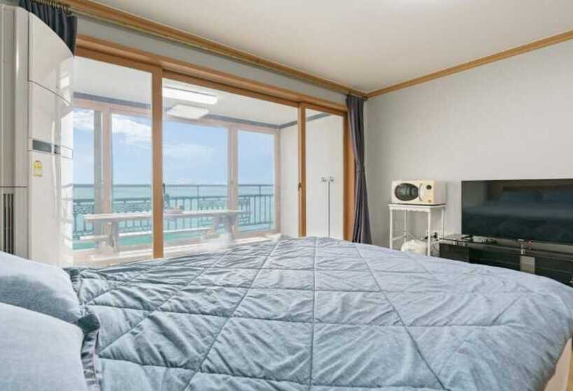 Yeongdeok Blue Ocean Tourist Pension