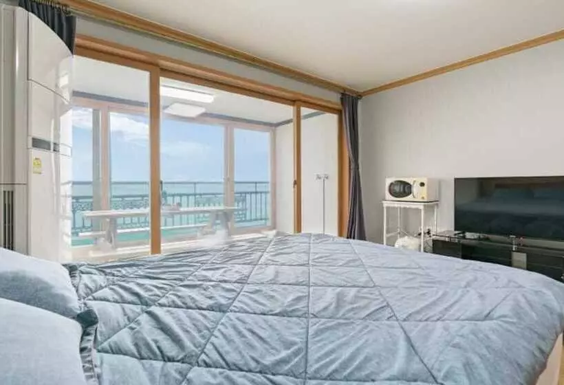 Yeongdeok Blue Ocean Tourist Pension