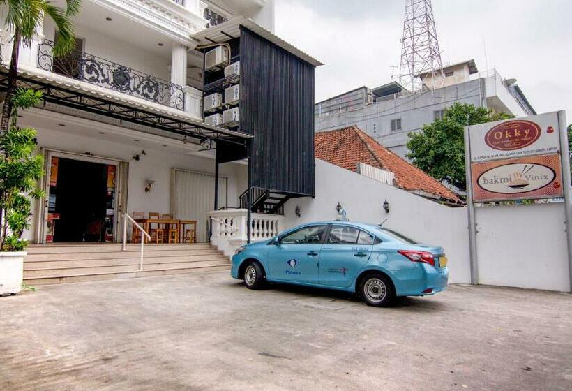 فندق Oyo 3733 Guntur 40 Residence