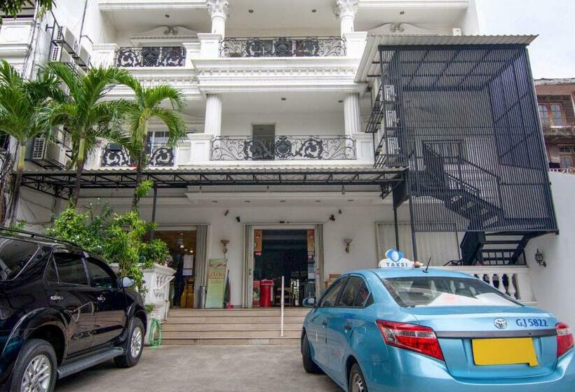 فندق Oyo 3733 Guntur 40 Residence