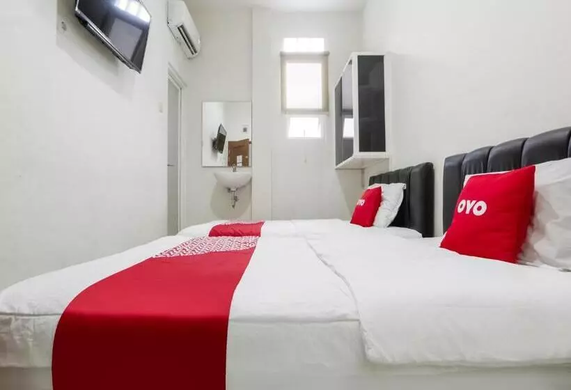 Hotelli Oyo 3838 Tamansari Guest House
