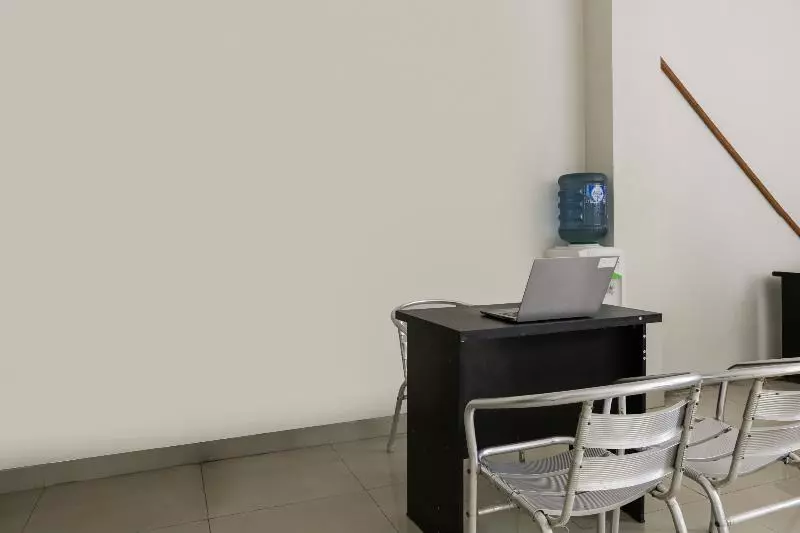 Hotelli Oyo 3838 Tamansari Guest House