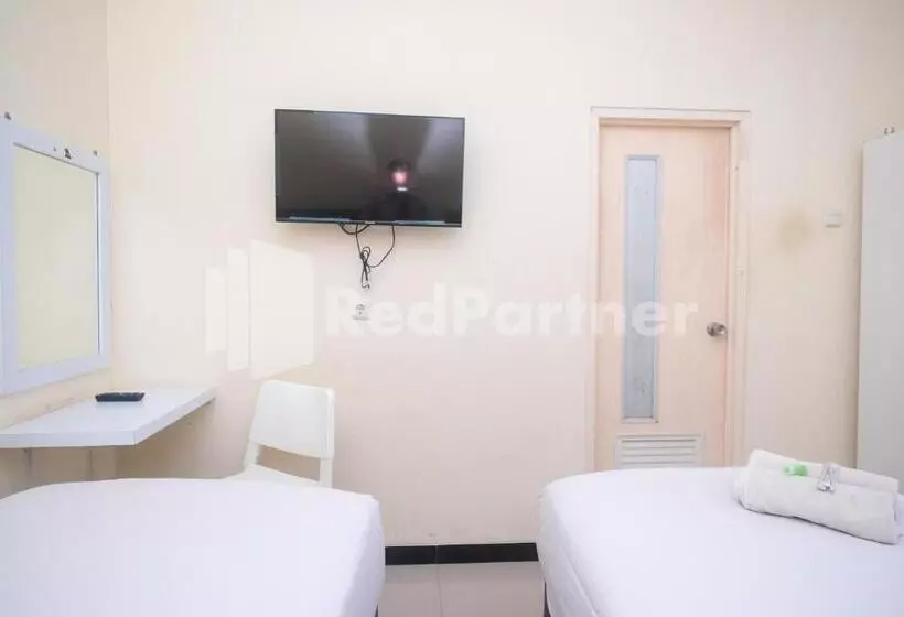 Hotelli Griya Loka 2 Syariah Near Simpang Lima Mitra Reddoorz