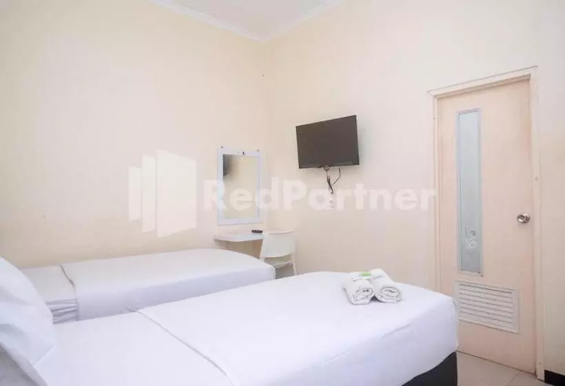 Hotelli Griya Loka 2 Syariah Near Simpang Lima Mitra Reddoorz