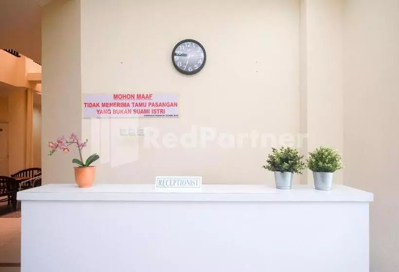 Hotelli Griya Loka 2 Syariah Near Simpang Lima Mitra Reddoorz