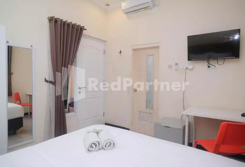 Hotelli Griya Loka 2 Syariah Near Simpang Lima Mitra Reddoorz