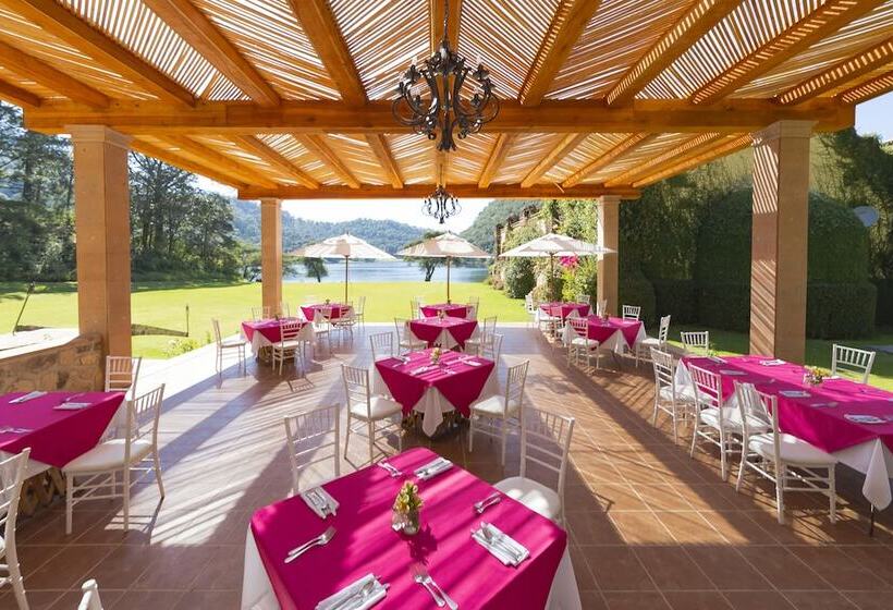 Отель Sierra Lago