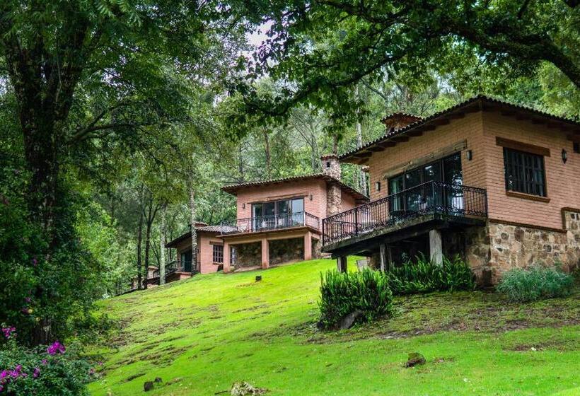 Отель Sierra Lago