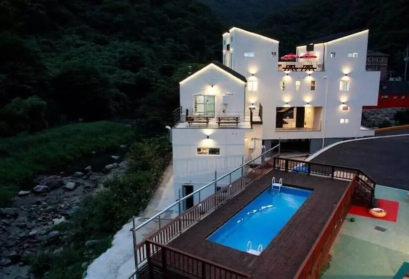 ホテル Ulsan Paradise Pension