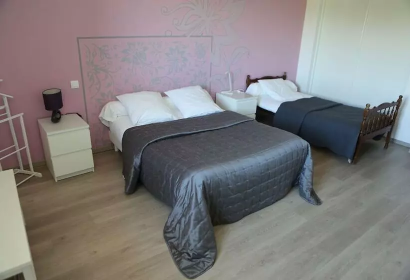 Hotelli Gîte Du Baraquet