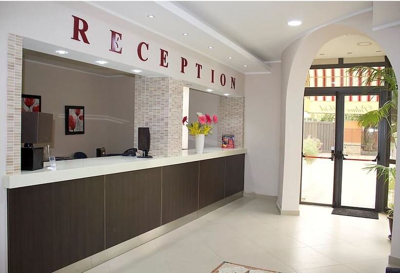 هتل Residence Costa Del Sole