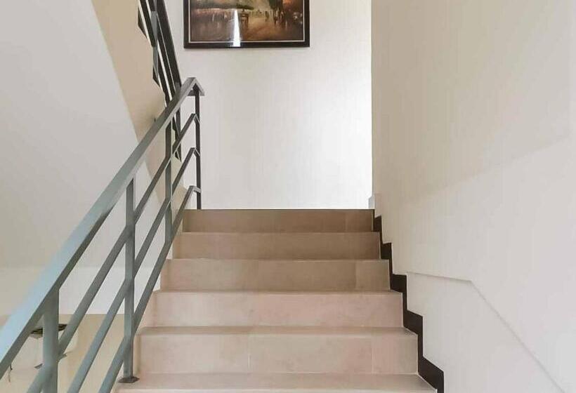 בית מלון כפרי Wisma Talenta Mitra Reddoorz