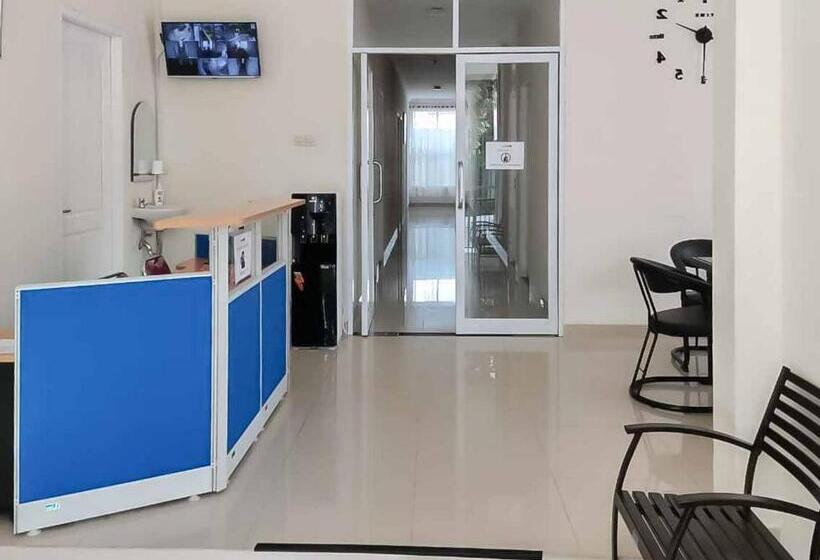 בית מלון כפרי Wisma Talenta Mitra Reddoorz