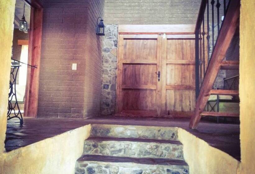 בית מלון כפרי Beautiful Cabin Downtown Tapalpa Oven Mud Barbecue Grill 4 Room 12 Ppl Tv Wifi