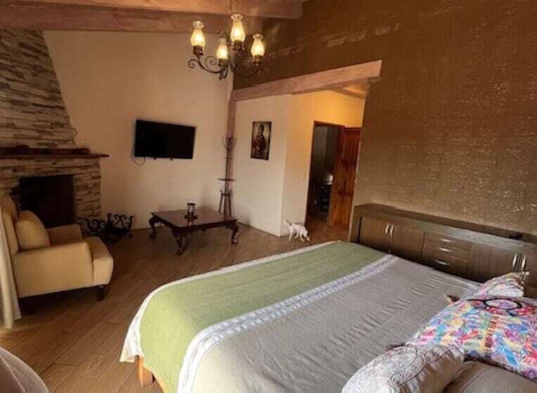 בית מלון כפרי Beautiful Cabin Downtown Tapalpa Oven Mud Barbecue Grill 4 Room 12 Ppl Tv Wifi