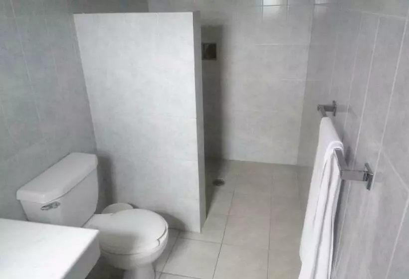 هتل Central