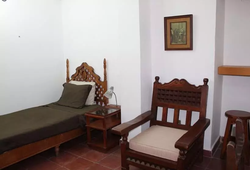 هتل Home Sweet Home