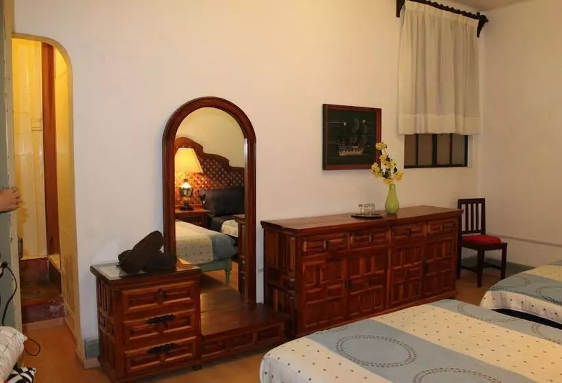 هتل Home Sweet Home