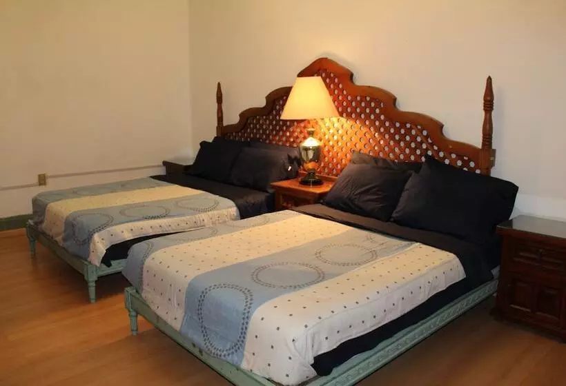 هتل Home Sweet Home