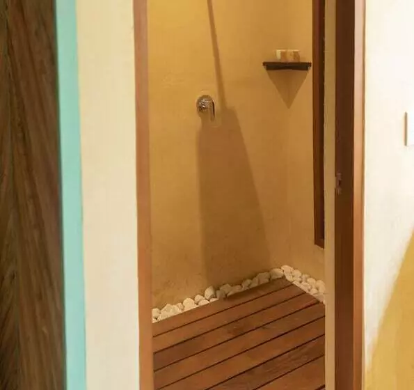 ホテル La Galuna Bacalar
