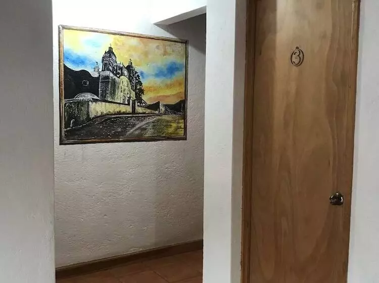 ホテル Revolucion Hospedaje