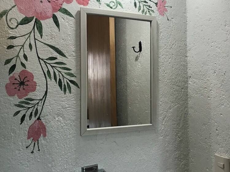 Hotel Revolucion Hospedaje