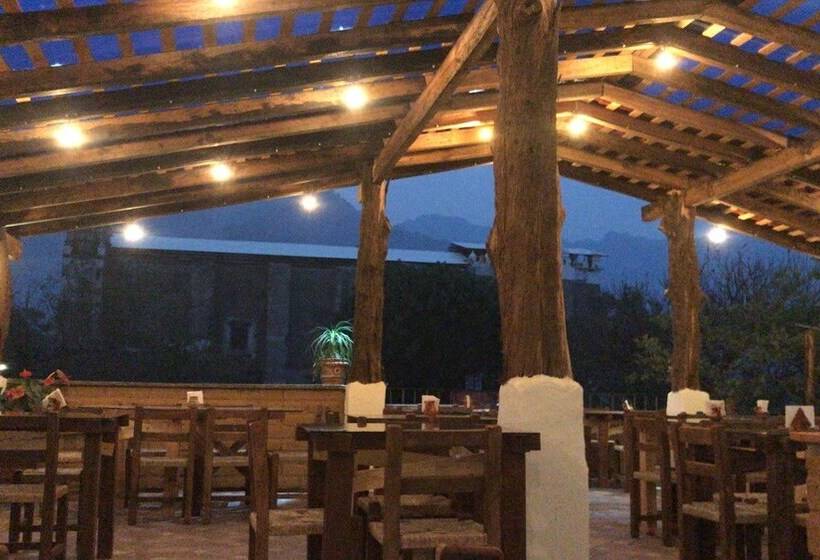 Hotel Revolucion Hospedaje