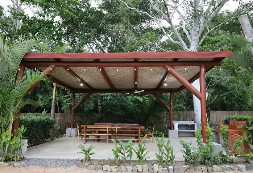 Hotelli Solez Zihuatanejo