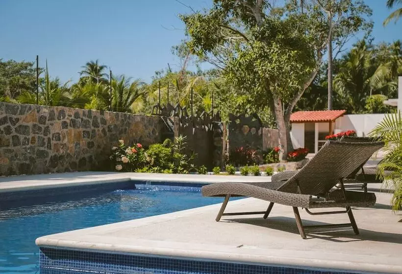 Hotelli Solez Zihuatanejo