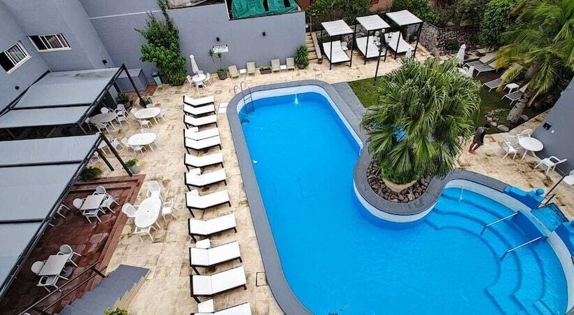 ホテル Termal Rio Hondo