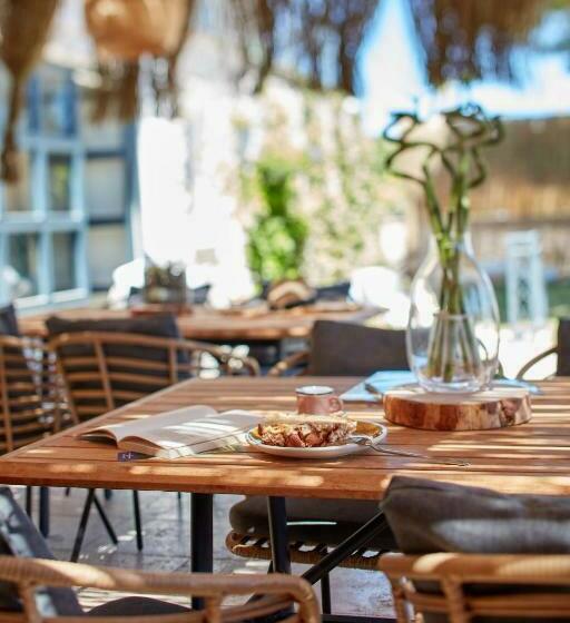 فندق Mai̇son çeşme