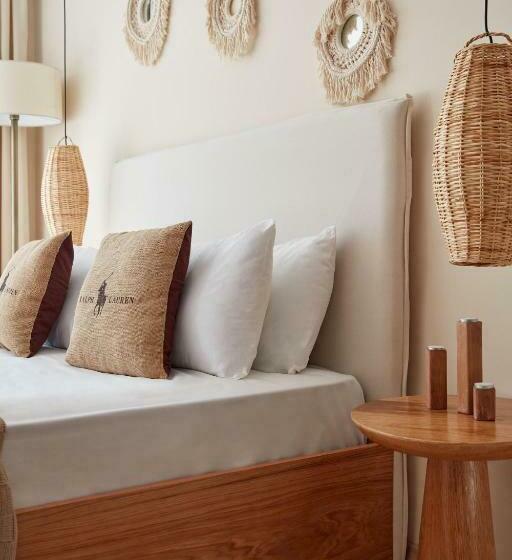 فندق Mai̇son çeşme