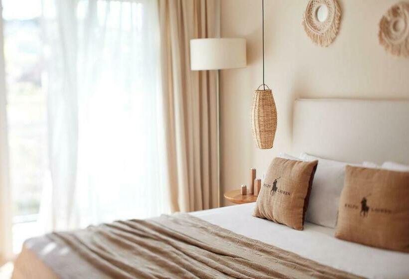 فندق Mai̇son çeşme