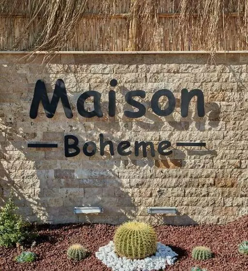 هتل Mai̇son çeşme