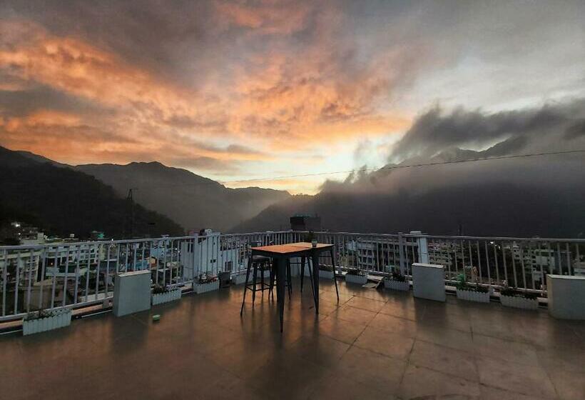 ユースホステル Backpacker Duniya