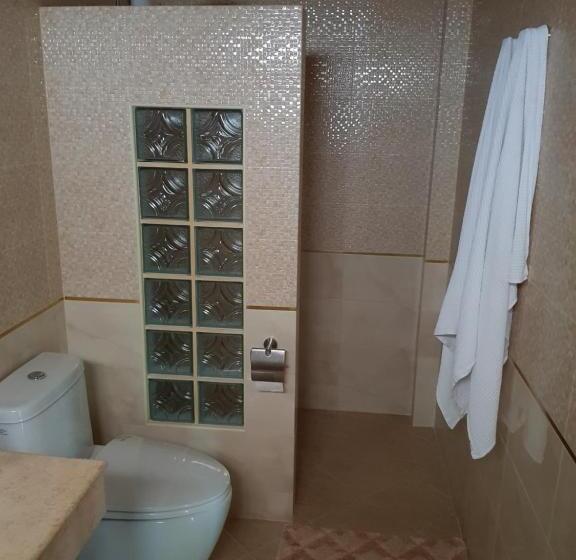 Bed and Breakfast Project 17