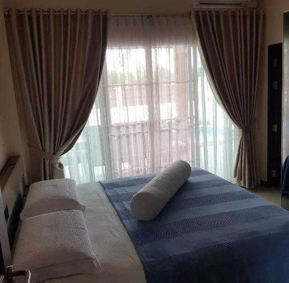 Bed and Breakfast Project 17