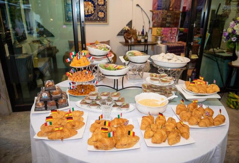 Bed and Breakfast Project 17