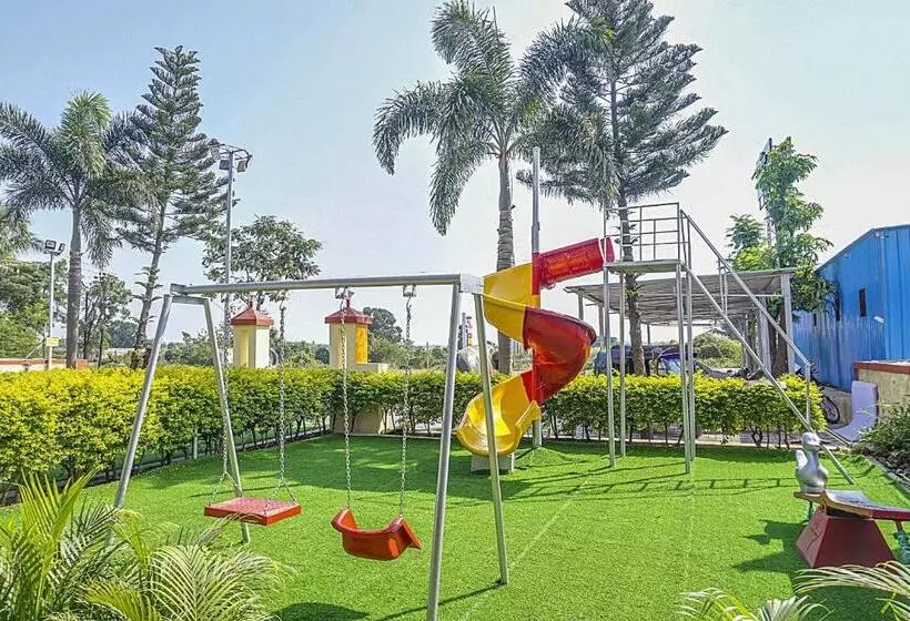 Collection O 83612 Hotel Abasaheb