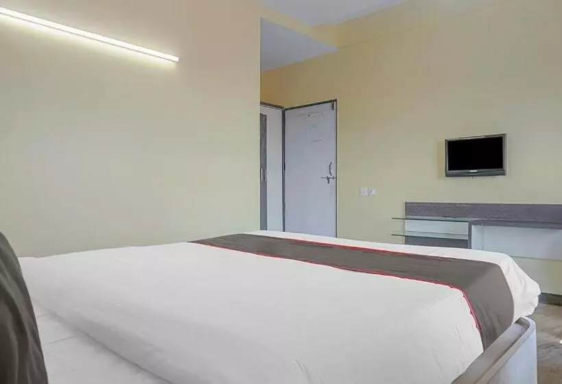Collection O 83612 Hotel Abasaheb
