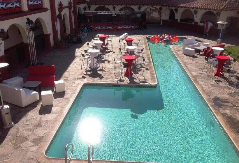 ホテル Mision Santa Isabel