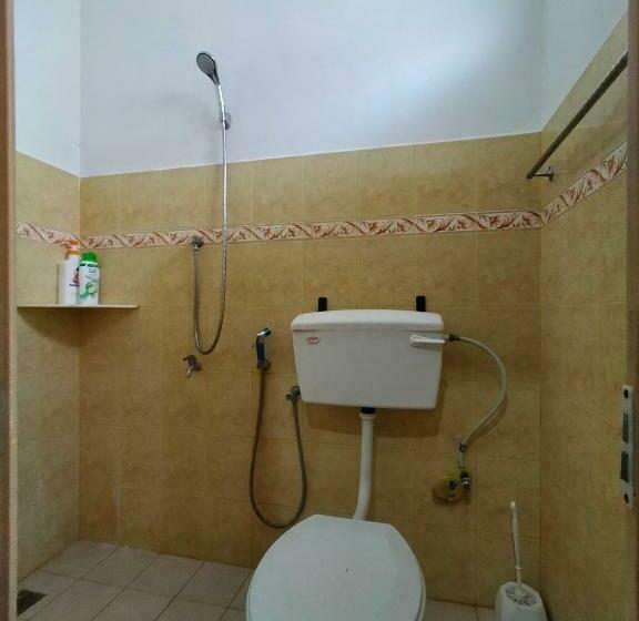 Hotel Oyo 90388 Homestay Masha