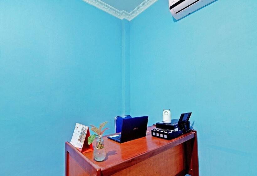 هتل Oyo 90752 Ridho Guest House Syariah