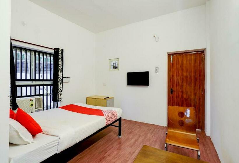 호텔 Oyo Flagship 83747 Knr Heaven