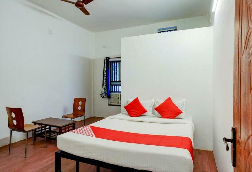 호텔 Oyo Flagship 83747 Knr Heaven