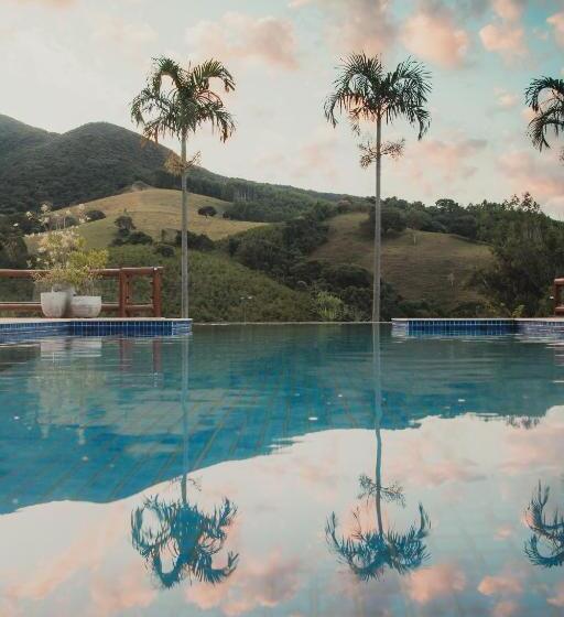 Отель Chalés Capitanias