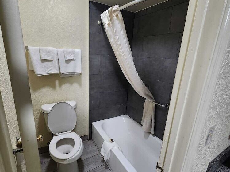 酒店 Green Garden Inn