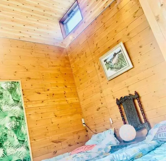 ハセノ島　hotel　cottage